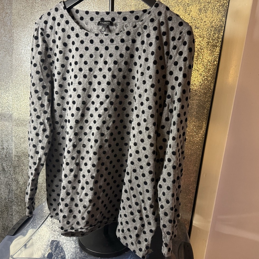 Talbots Women's Size XL Knit Long Sleeve Gray With Black Dots Round Neck Blouse - Picture 3 of 8